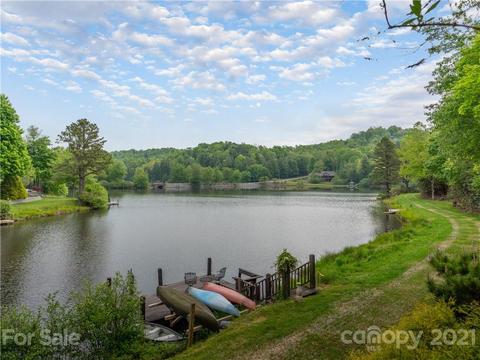 1003 Kanasgowa Dr, Brevard, NC 28712 photo 2