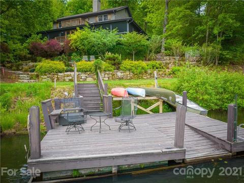 1003 Kanasgowa Dr, Brevard, NC 28712 photo 3