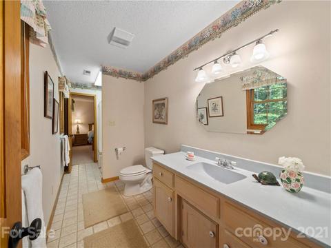 1003 Kanasgowa Dr, Brevard, NC 28712 photo 29