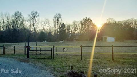 930 Edmiston Rd, Mount Ulla, NC 28125 photo 4