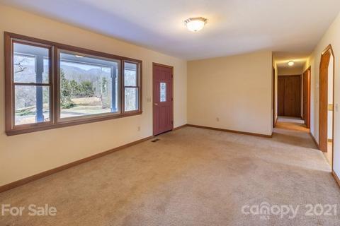 135 Monroe Buchanan Rd, Dillsboro, NC 28725 photo 2