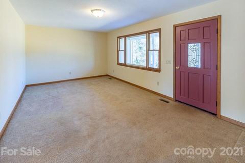 135 Monroe Buchanan Rd, Dillsboro, NC 28725 photo 3