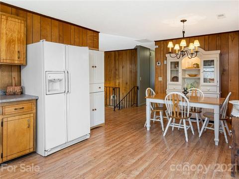 128 Windsong Ln, Clyde, NC 28721 photo 13