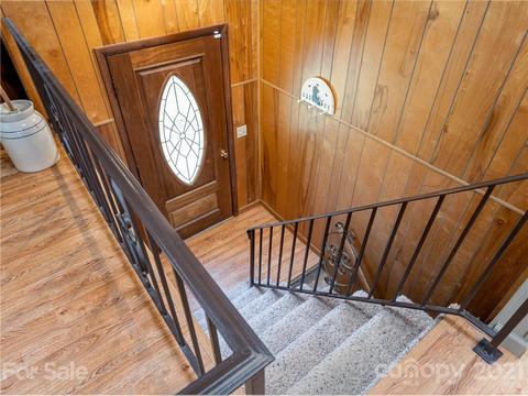128 Windsong Ln, Clyde, NC 28721 photo 5