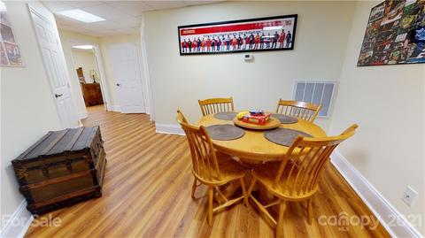 1071 Baker Barn Rd, Hickory, NC 28602 photo 25