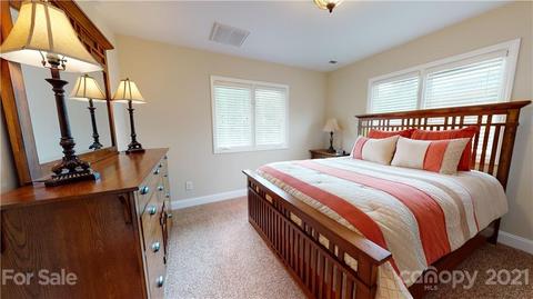 1071 Baker Barn Rd, Hickory, NC 28602 photo 18