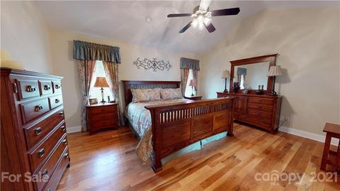 1071 Baker Barn Rd, Hickory, NC 28602 photo 13