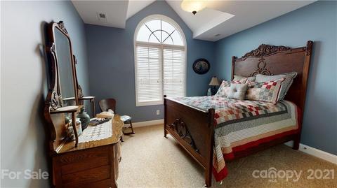 1071 Baker Barn Rd, Hickory, NC 28602 photo 16