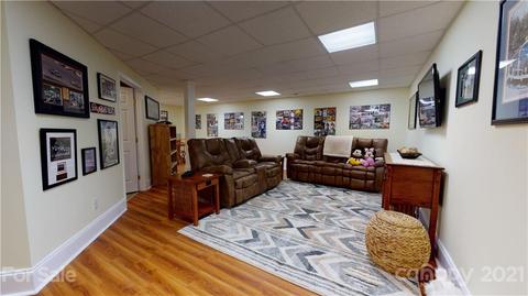 1071 Baker Barn Rd, Hickory, NC 28602 photo 23