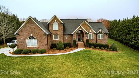 1071 Baker Barn Rd, Hickory, NC 28602 photo 1