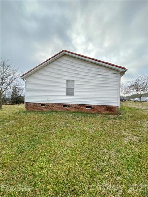 168 Redhawk Ln, Olin, NC 28660 photo 9