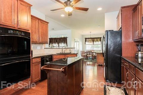 740 Beille Ln, Fort Mill, SC 29708 photo 13