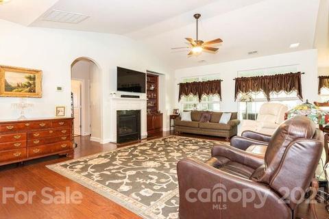 740 Beille Ln, Fort Mill, SC 29708 photo 8