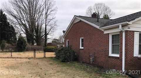 123 9th Ave, Conover, NC 28613 photo 4