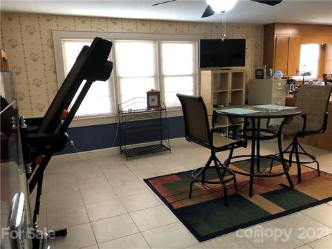 123 9th Ave, Conover, NC 28613 photo 9