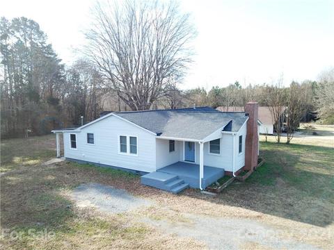 715 Mauney Rd, Stanley, NC 28164 photo 2