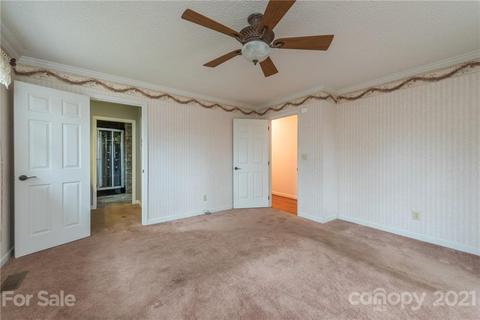700 White Oak Ln, Tryon, NC 28782 photo 14