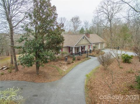 700 White Oak Ln, Tryon, NC 28782 photo 3