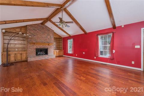 700 White Oak Ln, Tryon, NC 28782 photo 5