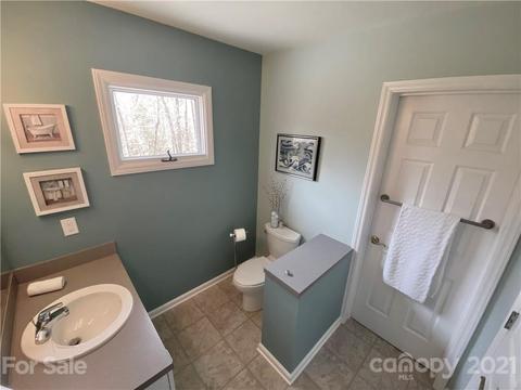 3776 Pinecrest Dr NE, Hickory, NC 28601 photo 35