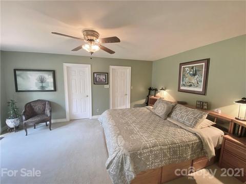 3776 Pinecrest Dr NE, Hickory, NC 28601 photo 17