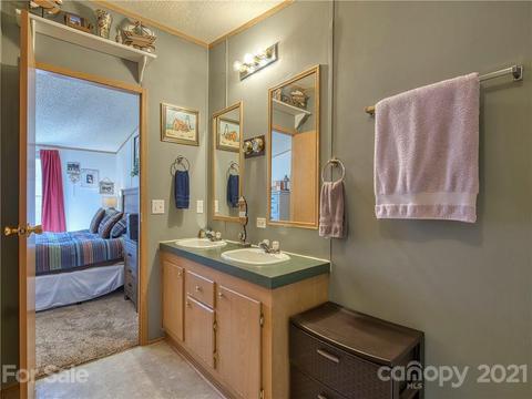 228 Lantana Dr, Sylva, NC 28779 photo 18