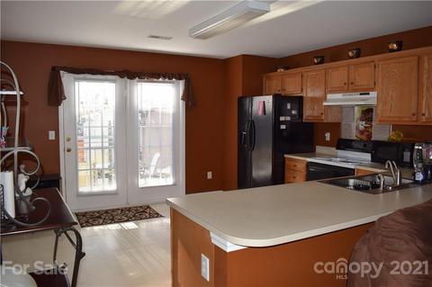 4136 Old Glory Dr, Concord, NC 28025 photo 2