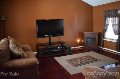 4136 Old Glory Dr, Concord, NC 28025 photo 5