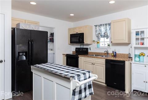 185 Cheek Rd, Clover, SC 29710 photo 6