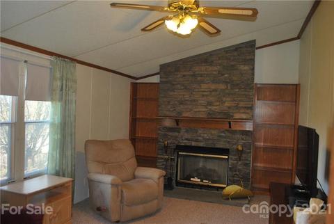 378 Phillipsville Loop, Canton, NC 28716 photo 7