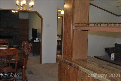 378 Phillipsville Loop, Canton, NC 28716 photo 5
