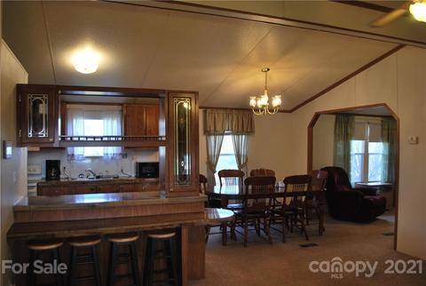 378 Phillipsville Loop, Canton, NC 28716 photo 18