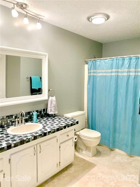 320 Golf Course Rd, Morganton, NC 28655 photo 9
