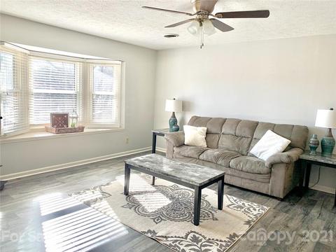 320 Golf Course Rd, Morganton, NC 28655 photo 4