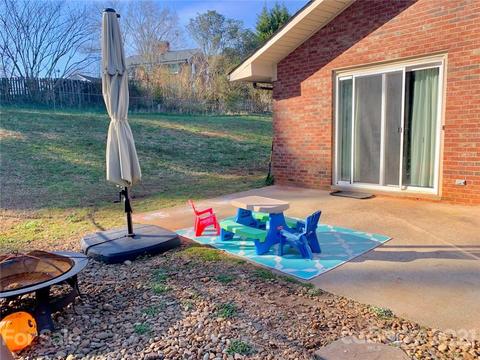 320 Golf Course Rd, Morganton, NC 28655 photo 17