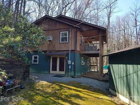 368 E Southside Dr E, Chimney Rock, NC 28720 photo 4