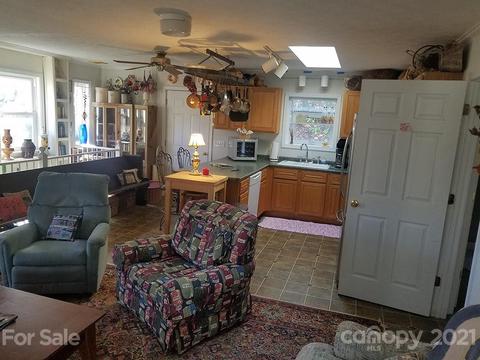368 E Southside Dr E, Chimney Rock, NC 28720 photo 5