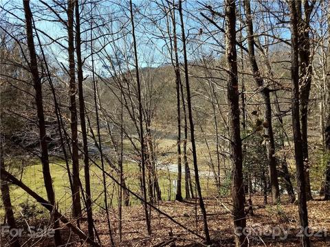 33 Crawford Cove Rd, Sylva, NC 28779 photo 2