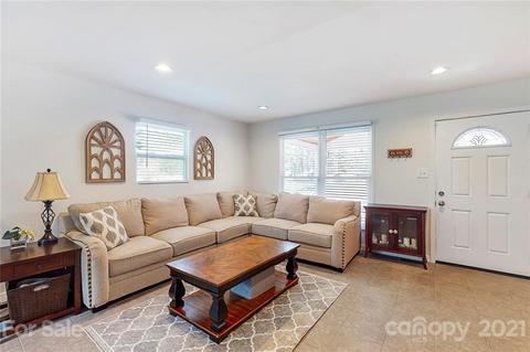612 Ginger Cake Rd, Lancaster, SC 29720 photo 5