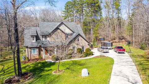 3255 Leanne Dr, Midland, NC 28107 photo 2