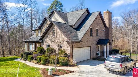 3255 Leanne Dr, Midland, NC 28107 photo 3