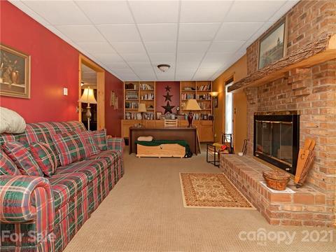 694 Tip Top Rd, Brevard, NC 28712 photo 24