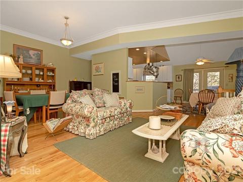 694 Tip Top Rd, Brevard, NC 28712 photo 6