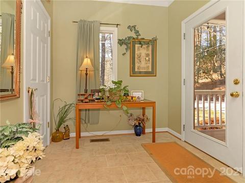 694 Tip Top Rd, Brevard, NC 28712 photo 4