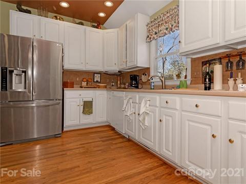 694 Tip Top Rd, Brevard, NC 28712 photo 11