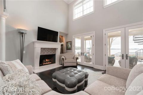 17300 Wavecrest Ct, Cornelius, NC 28031 photo 11