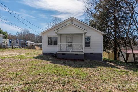 1415 Birch St, Kannapolis, NC 28081 photo 2