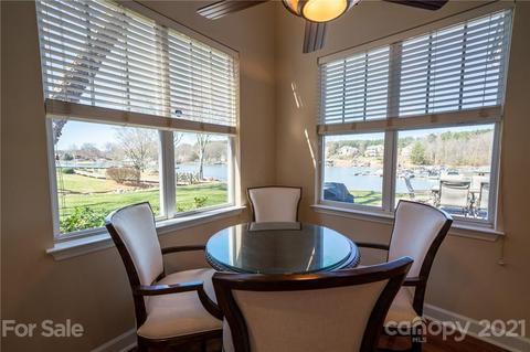 18311 Harborside Dr, Cornelius, NC 28031 photo 8