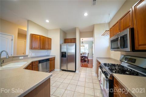 18311 Harborside Dr, Cornelius, NC 28031 photo 10