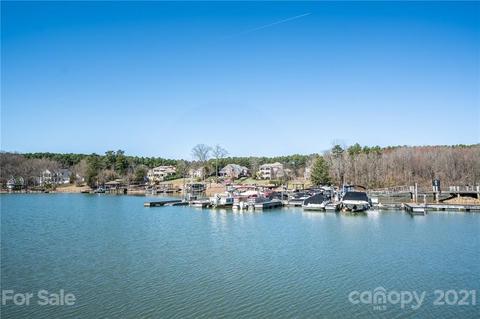 18311 Harborside Dr, Cornelius, NC 28031 photo 3